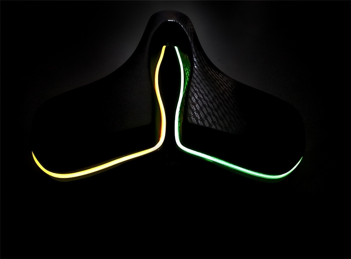 请问维乐哪款坐垫最好用啊,维乐碳纤维坐垫