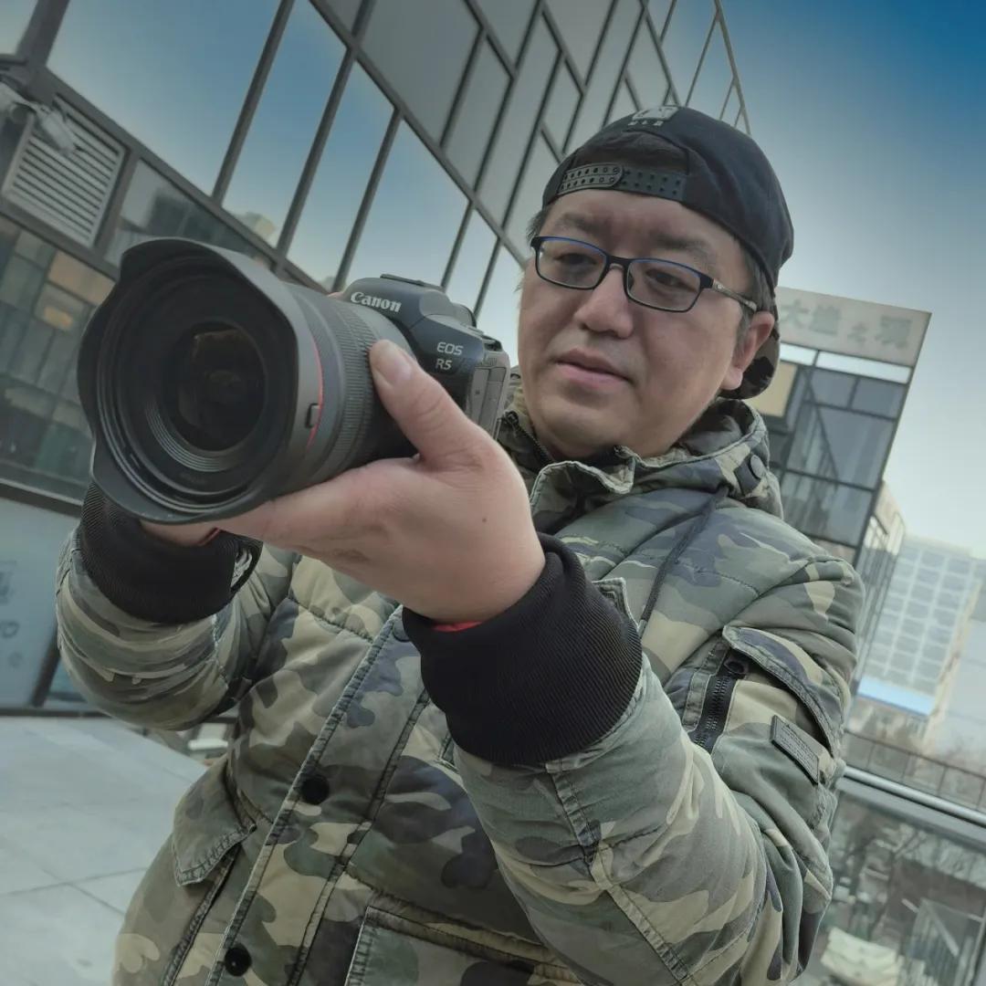 佳能eosr最新固件1.8更新,和摄影师互动的问题