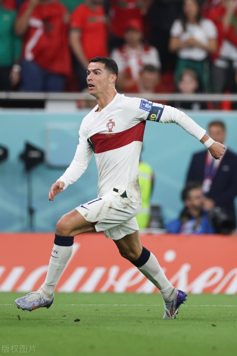 c罗这十年都经历了什么,c罗近一年都经历了什么