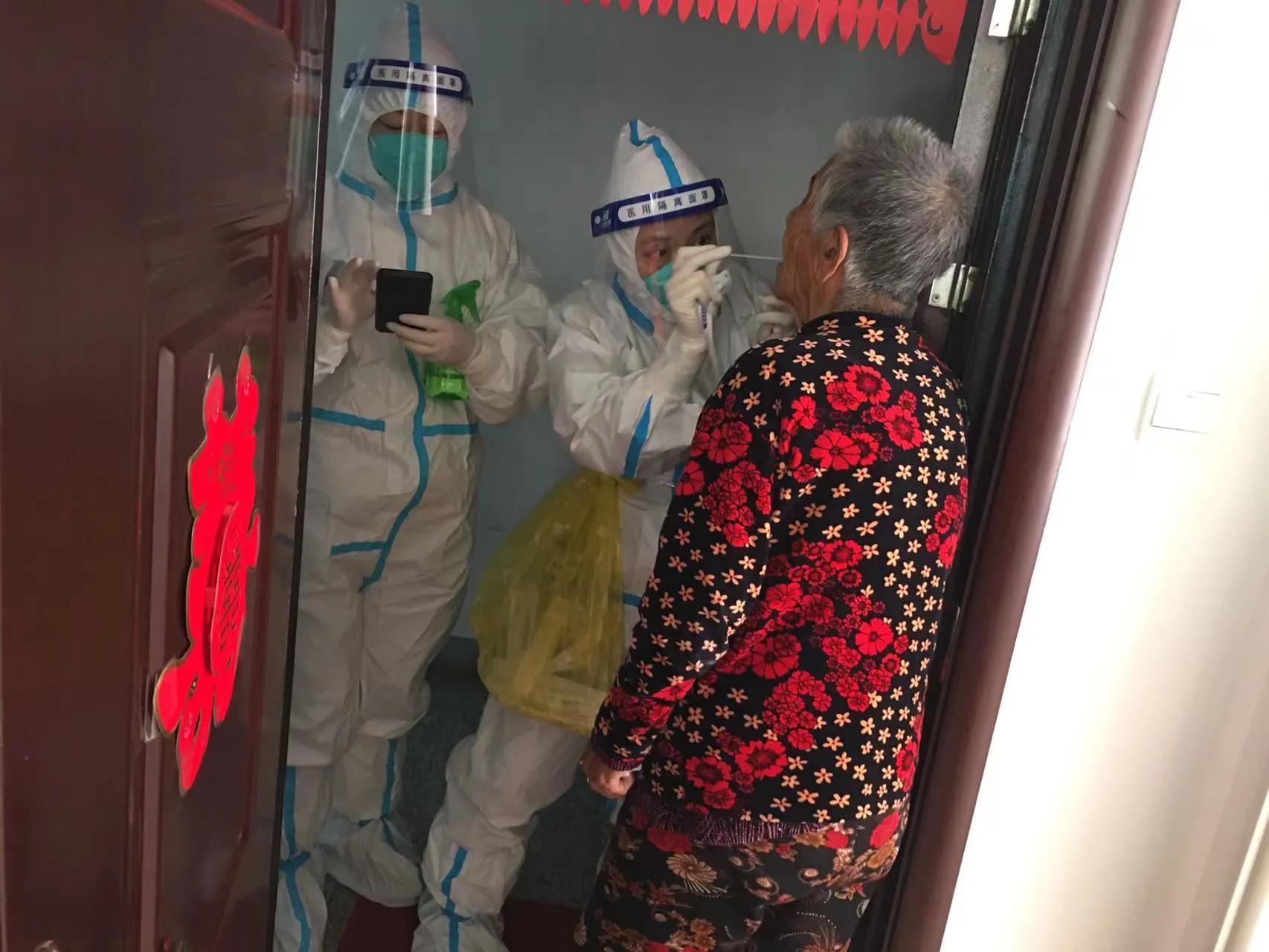 众志成城抗击疫情同心共筑中国梦,众志成城抗击疫情汇聚爱心显担当