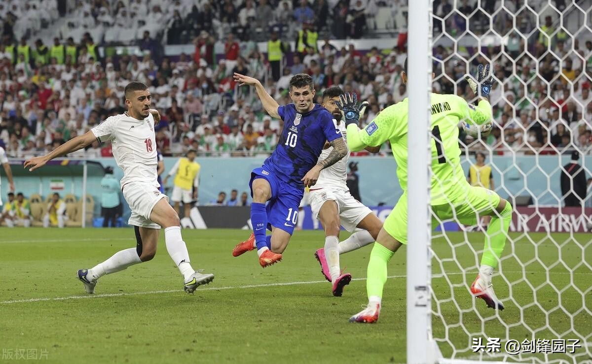 眼泪和抚摸，这就是干净而美丽的足球——乱侃世界杯之十二