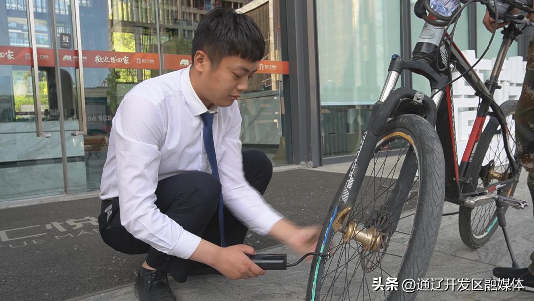 努力实现社区高质量发展新突破,社区改造提升服务水平