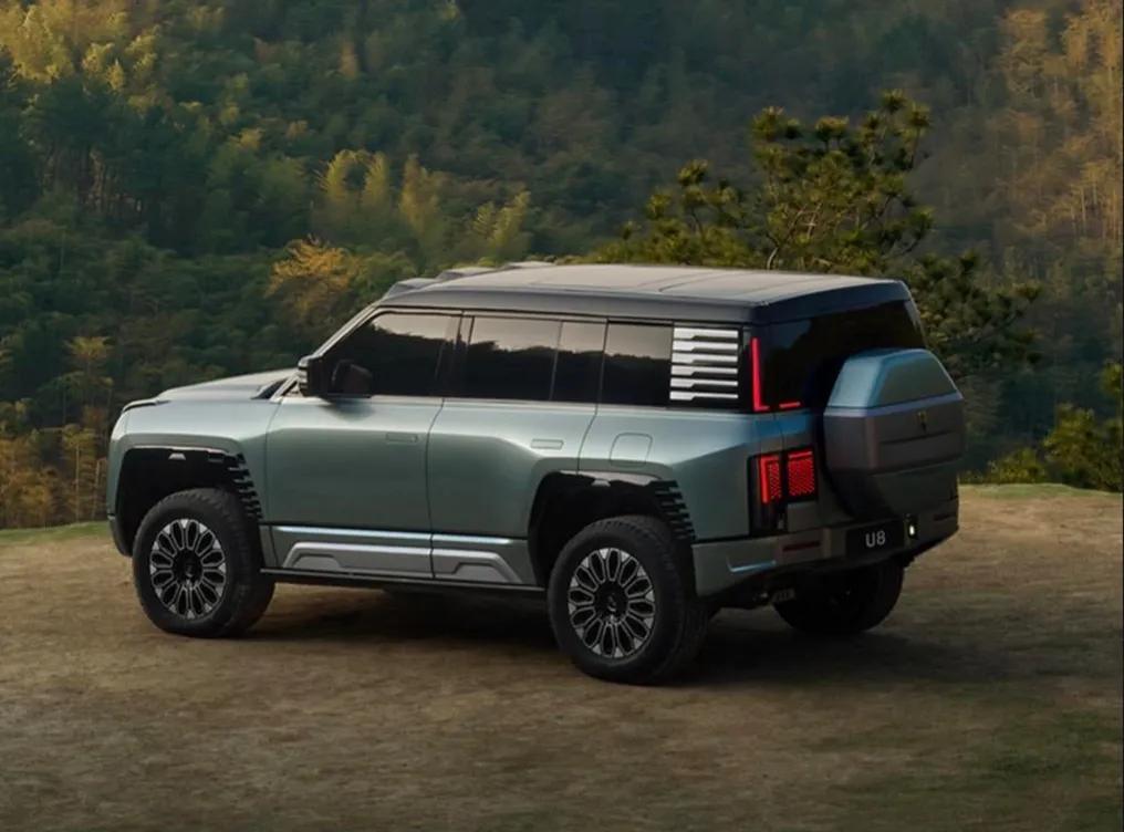 比亚迪仰望u8和问界m9哪个好,比亚迪仰望u8豪华版缺点有哪些