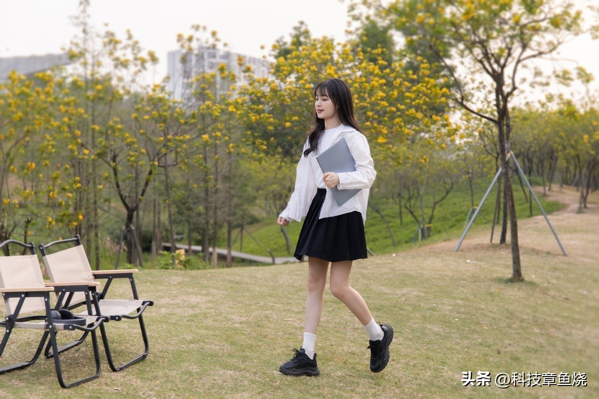 小新pro142021款锐龙版高刷版,联想小新14pro2022款锐龙版