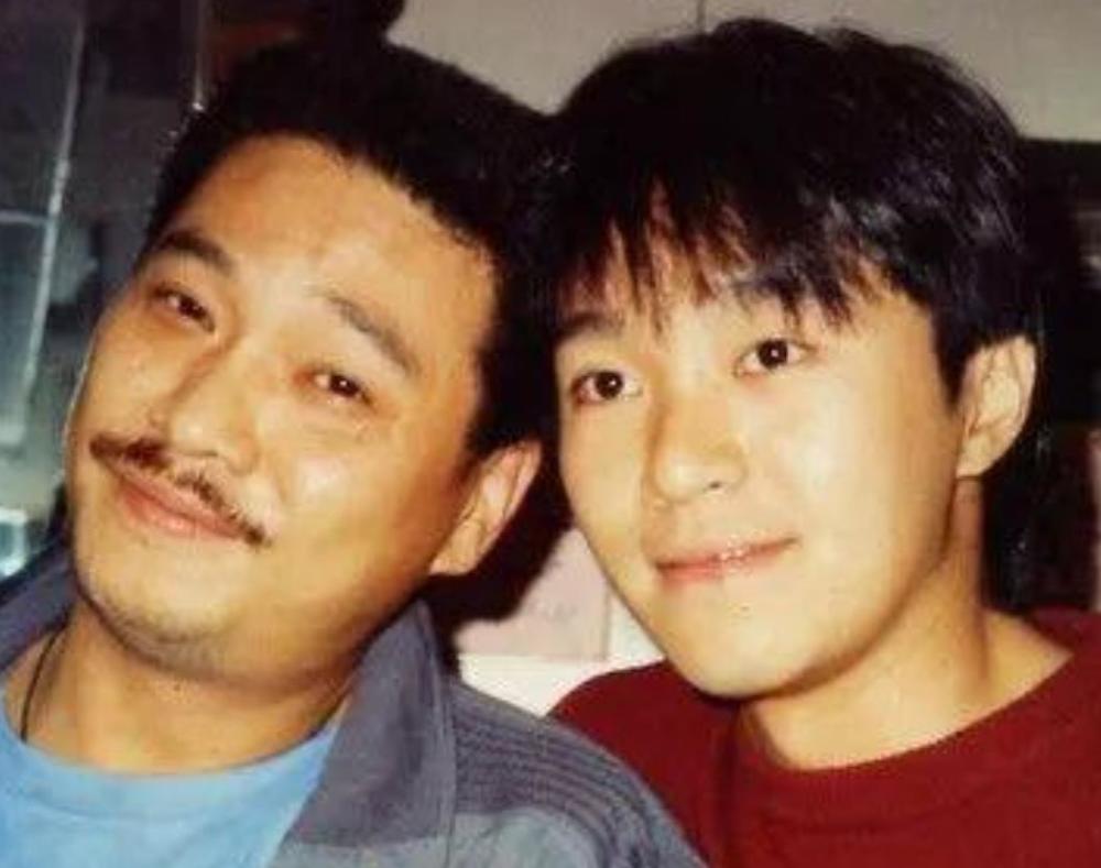 吴孟达黄金配角无奈哭的片段,吴孟达黄金右脚被打断