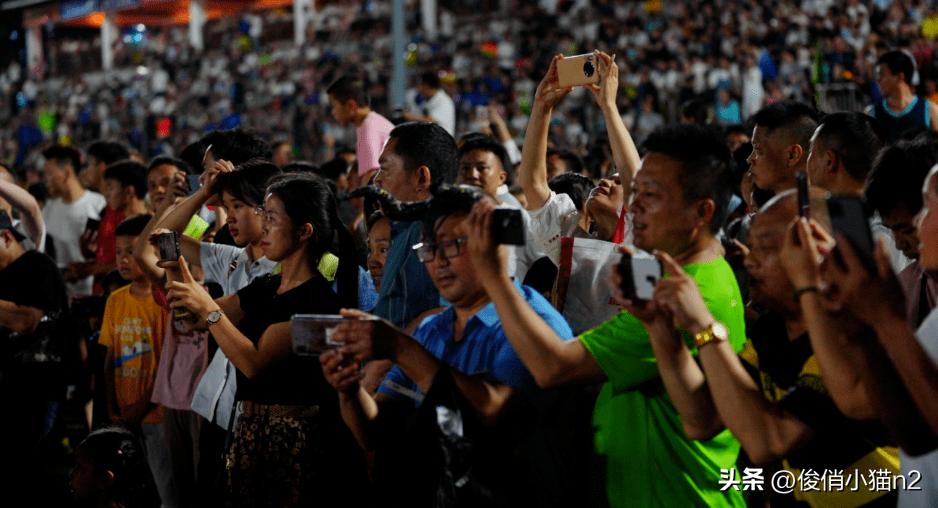 足球解说员韩乔生,足球解说韩乔生名场面