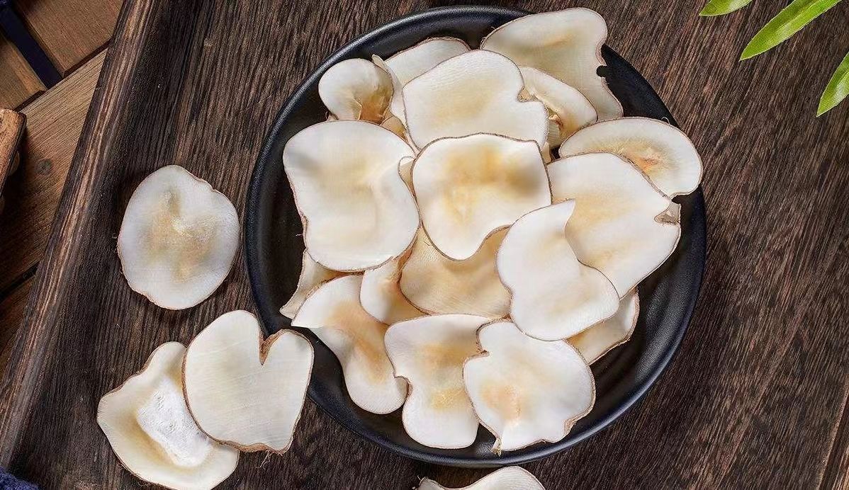 夏天炎热喝什么汤既营养又解暑呢,几款适合夏季喝的解暑养生汤