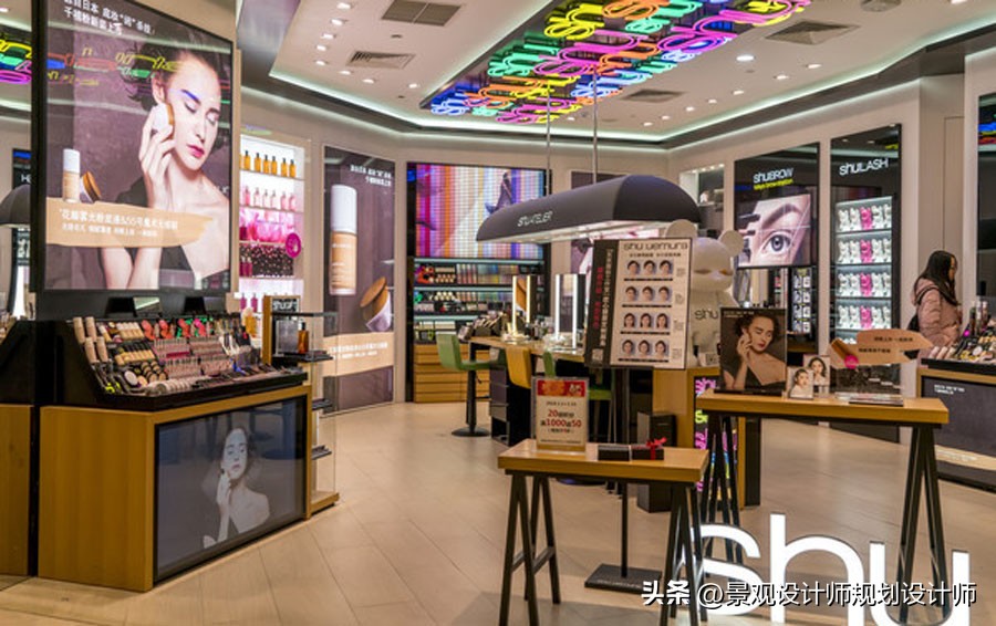 化妆品店小黑板设计,化妆品店设计案例分享