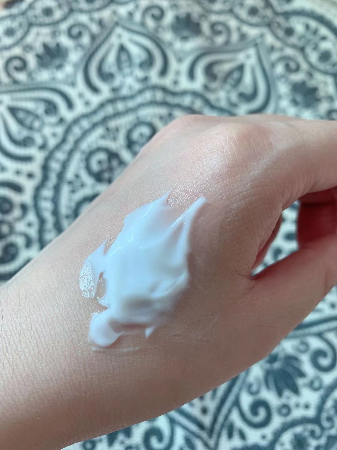 超好用的护肤品推荐给你们,推荐给你们一款超好用的护肤品