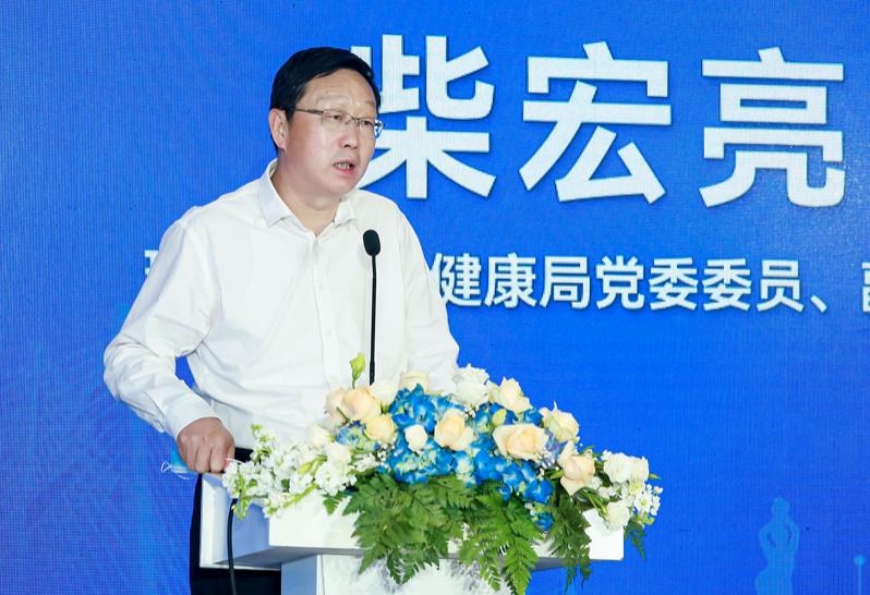 追了3年，77岁的老人终于在珠海用上了眼科先进药物