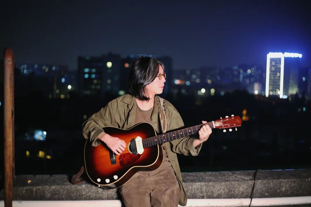 鍞辨瓕绗戝満閫椾箰璇勫,鍞辨瓕閫楃瑧璇勫