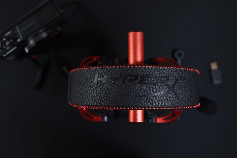 续航炸裂,hyperx阿尔法无线版和有线对比