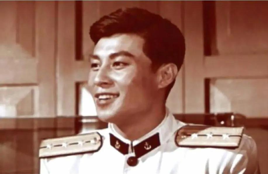 王心刚老来得子,王心刚演员活了多少岁