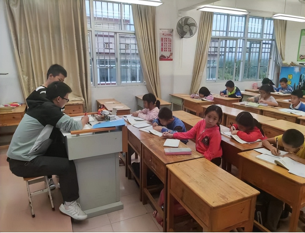 现在年轻人每天都想什么,现在的年轻人都在想什么