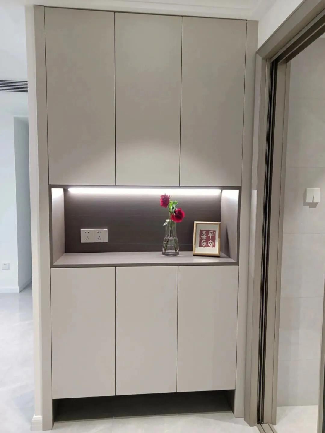 进门玄关带鞋柜,窄玄关鞋柜设计