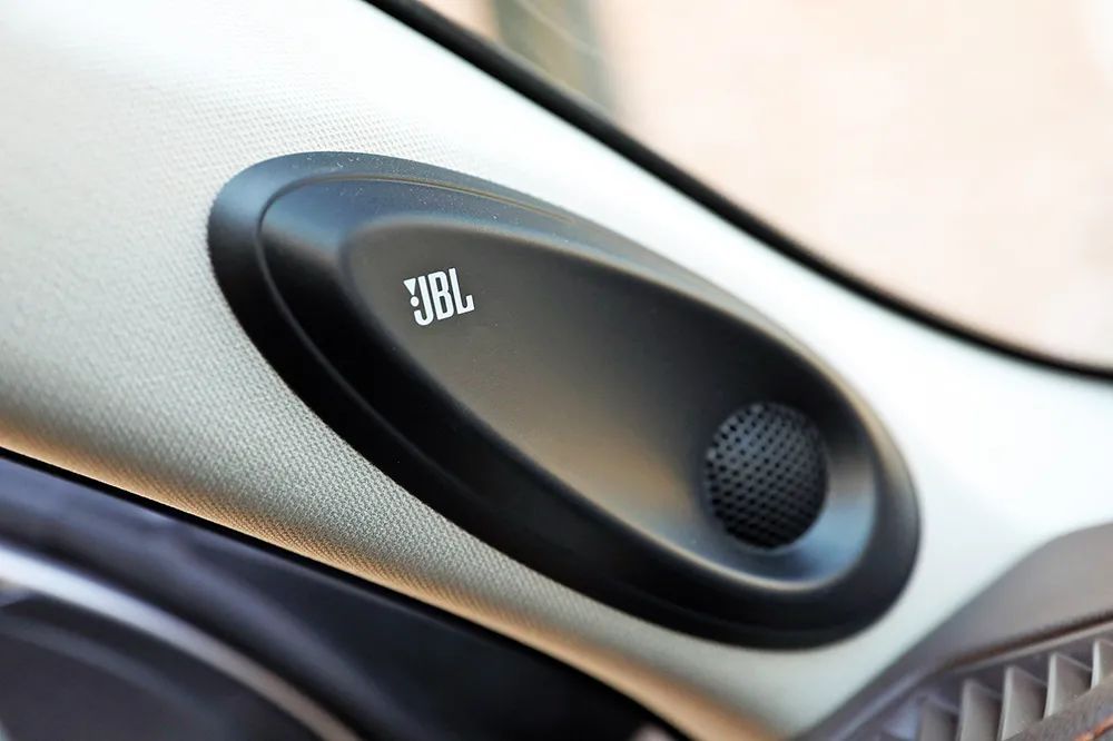 小汉兰达四驱混动版,广汽丰田汉兰达双擎豪华版