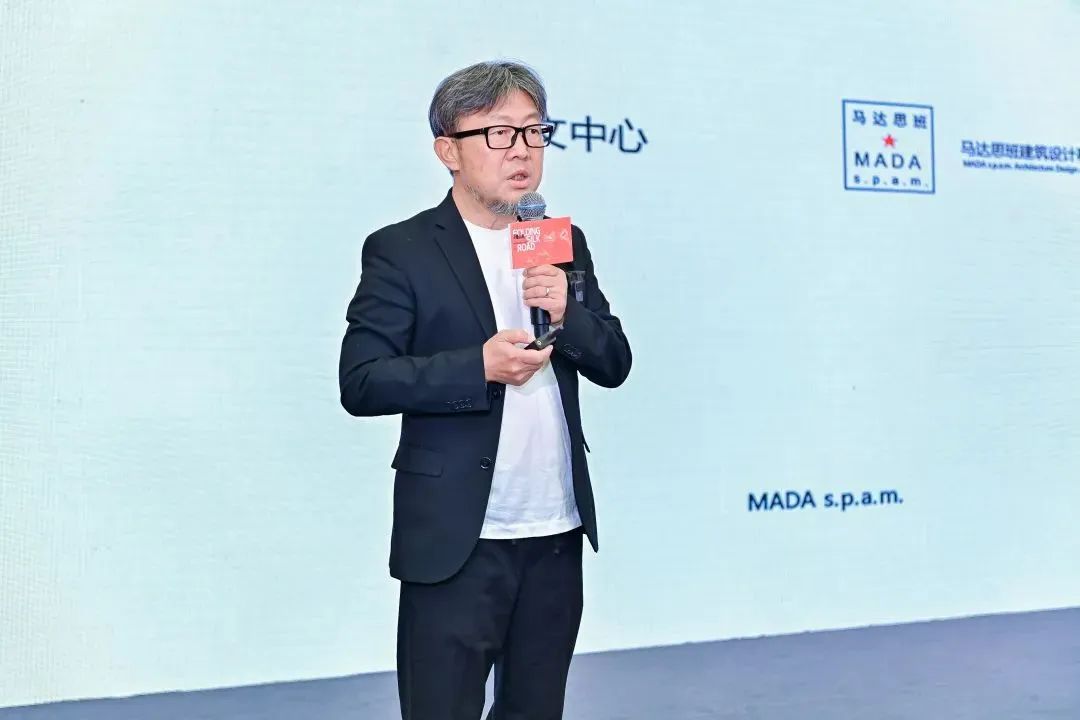 建筑与城市共兴：马清运、马岩松、gmp、AECOM一笔一画，写意城市