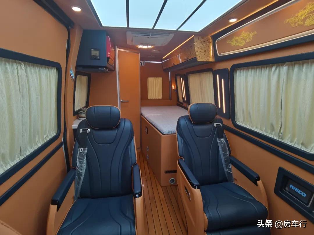 最新款进口顶级依维柯b型房车,依维柯房车推荐10万到20万之间7座