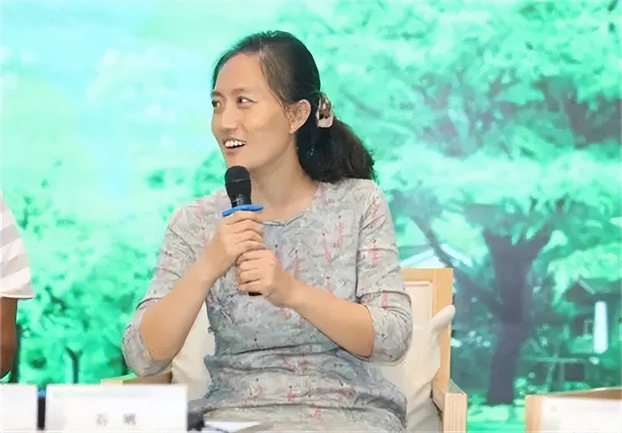 农村女博士靠种地年收入800万,清华女博士种地十一年收入八百万