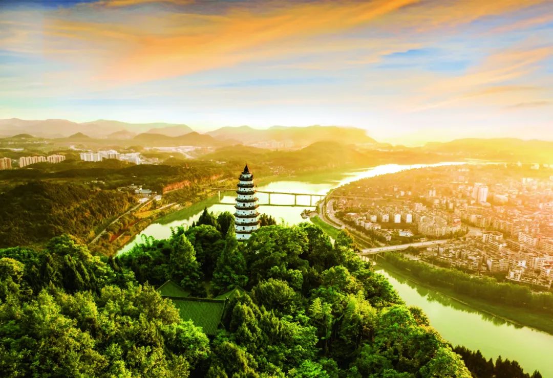 四川成都诗句,家乡四川成都诗句