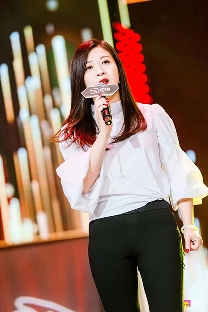 花椒母公司花房更新招股书：年利润4亿周鸿祎是大股东