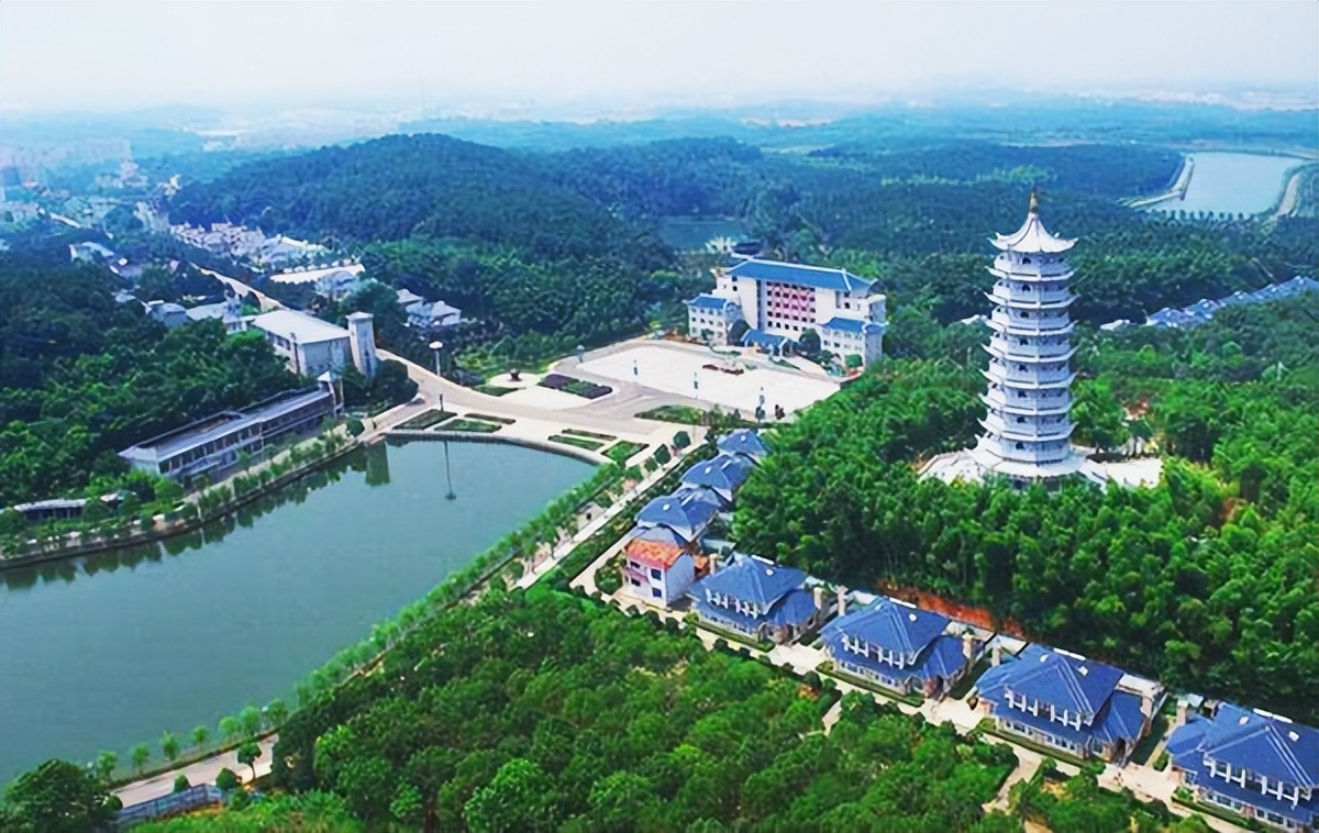 嘉鱼县和赤壁市是一个市的吗,湖北嘉鱼县是咸宁市吗