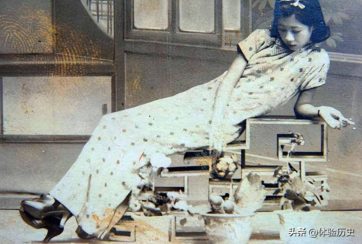 【晚清真实影像】花楼女子丰乳肥臀,30张老照片尽显绝代风华