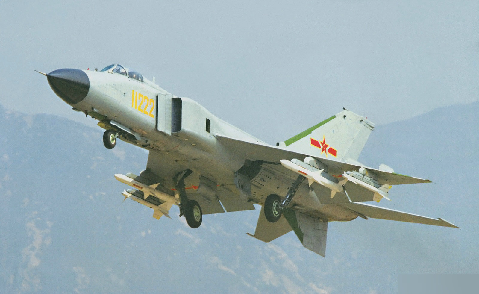 购买中国战机不想给钱?中方*债追**7次无果,这笔买卖到底是赔是赚