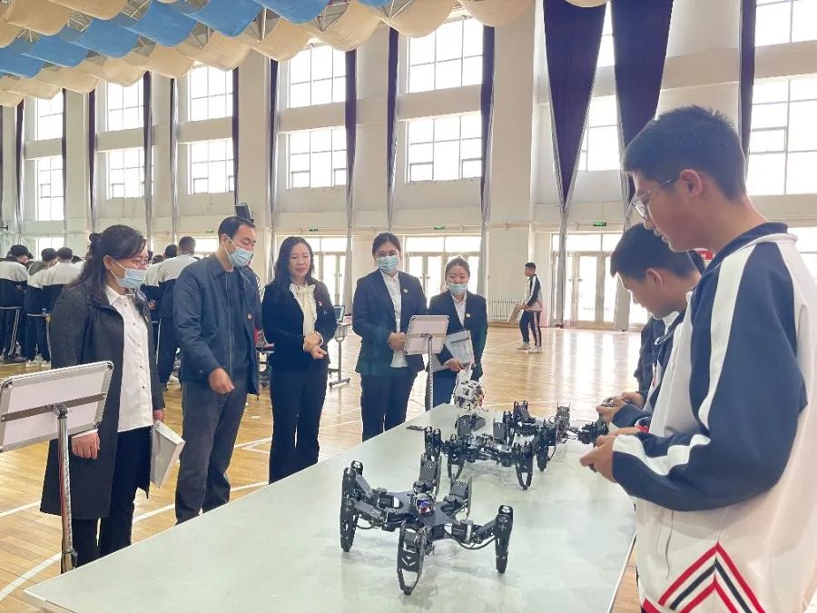 加强教育信息化,加强信息化建设提高管理质量