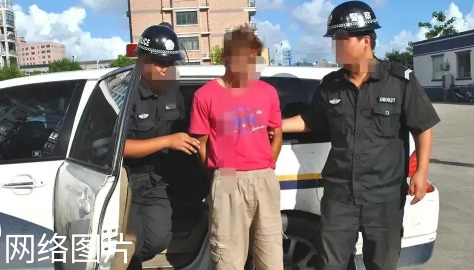 冲人or冲财？嘉兴普旺别墅杀人事件动机存疑！居民:更像是仇杀？