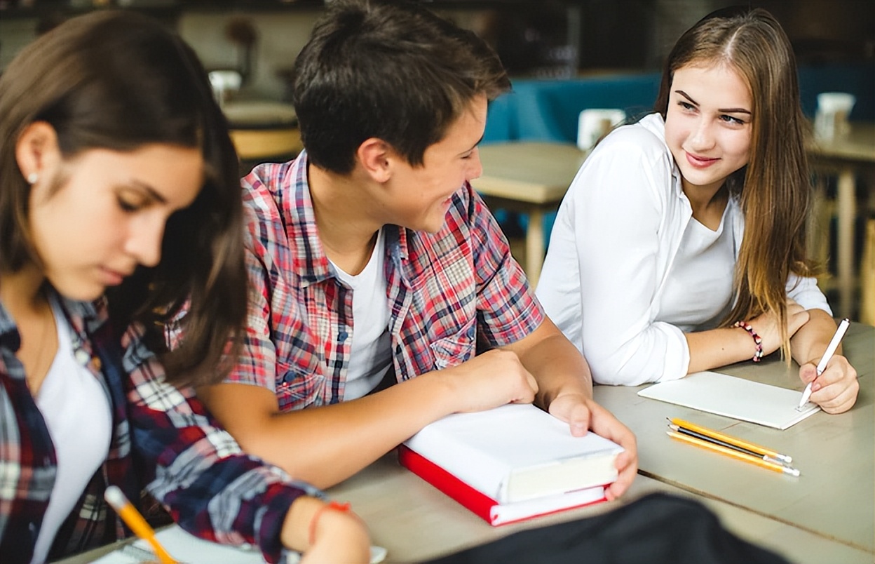 疫情对生活学业的影响,疫情对经营有影响吗