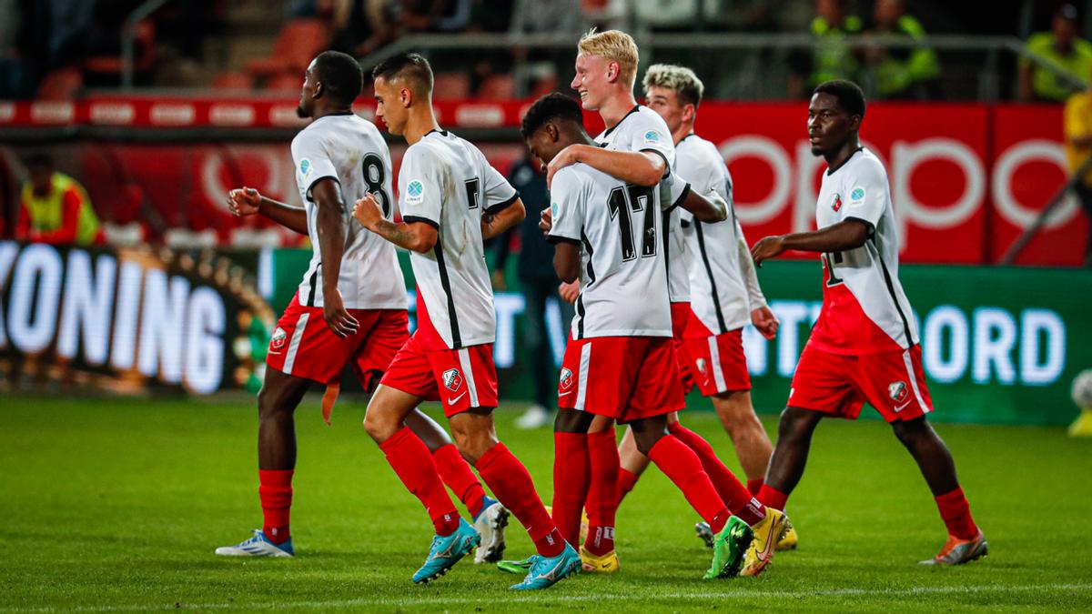 荷甲乌德勒支vs海伦芬,荷甲鹿特丹斯巴达预测