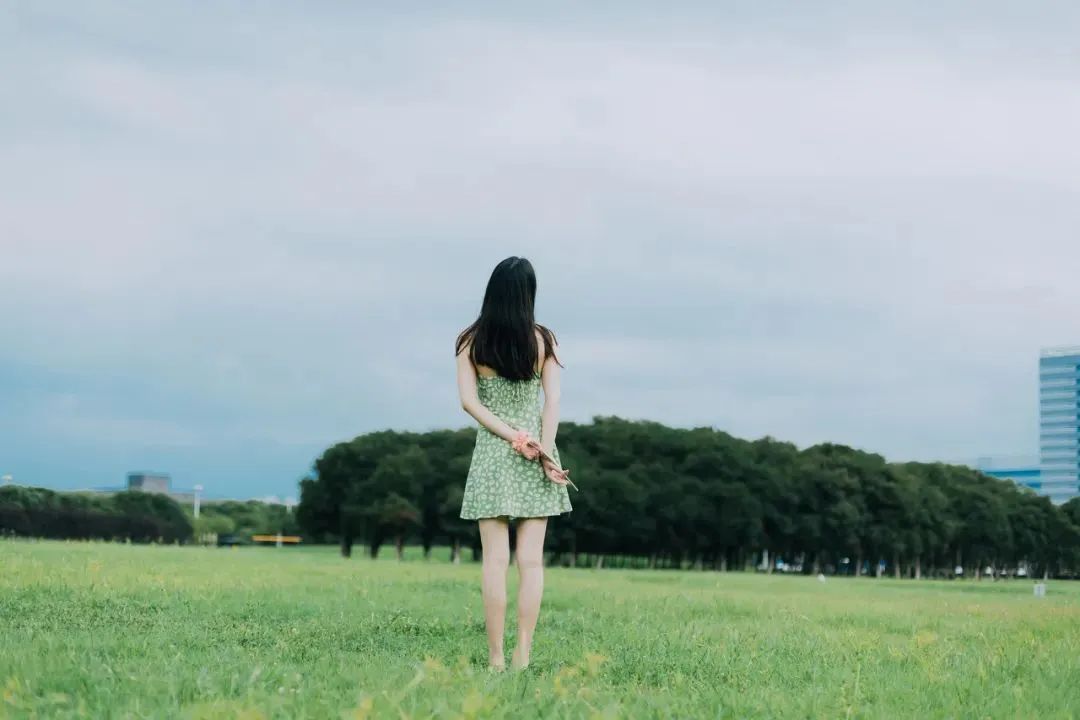 聪明女人对待感情的态度文字,女人要学会看待男人的三个表现