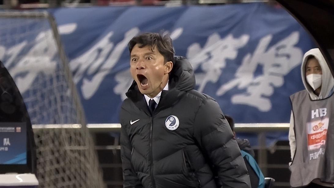 大连人2:3输球原因,大连人队遭遇两连败