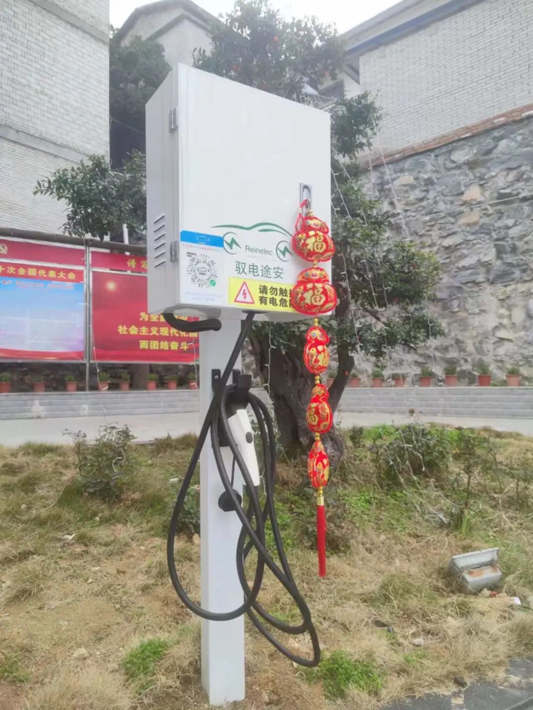 新能源汽车下乡存在的难点,加快推进新能源汽车下乡