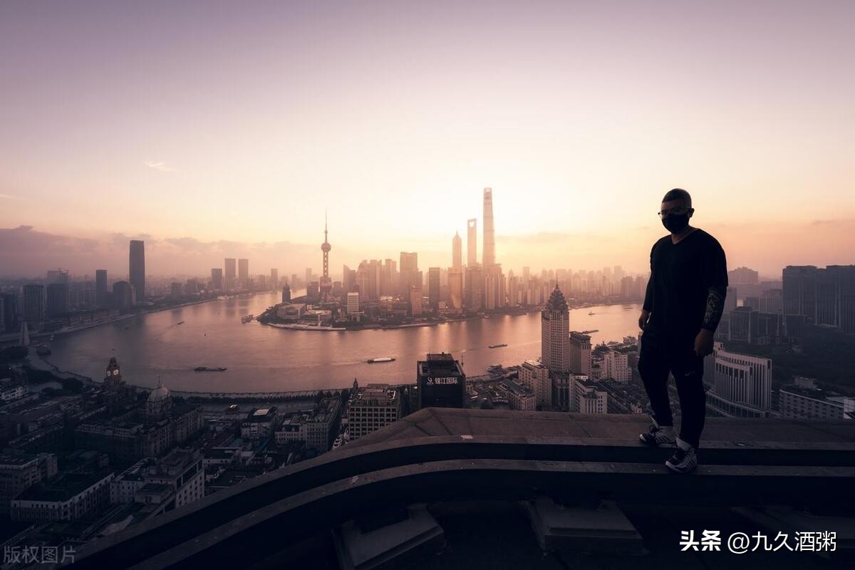 结婚纪念日这天老婆给我一个惊喜,结婚纪念日那天给妻子一个惊喜