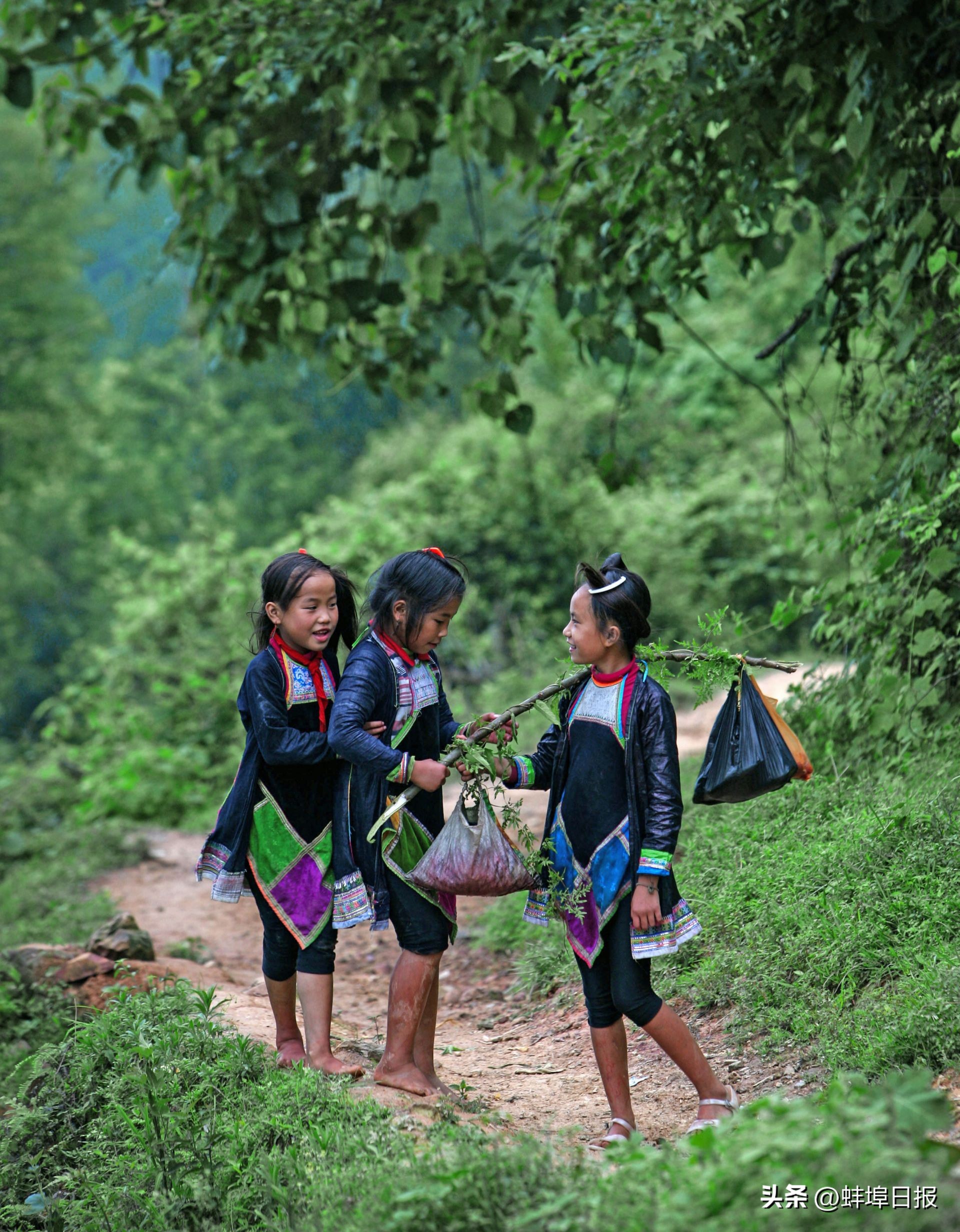 六一孩子们的欢乐时光,童心未泯世界皆甜的意思