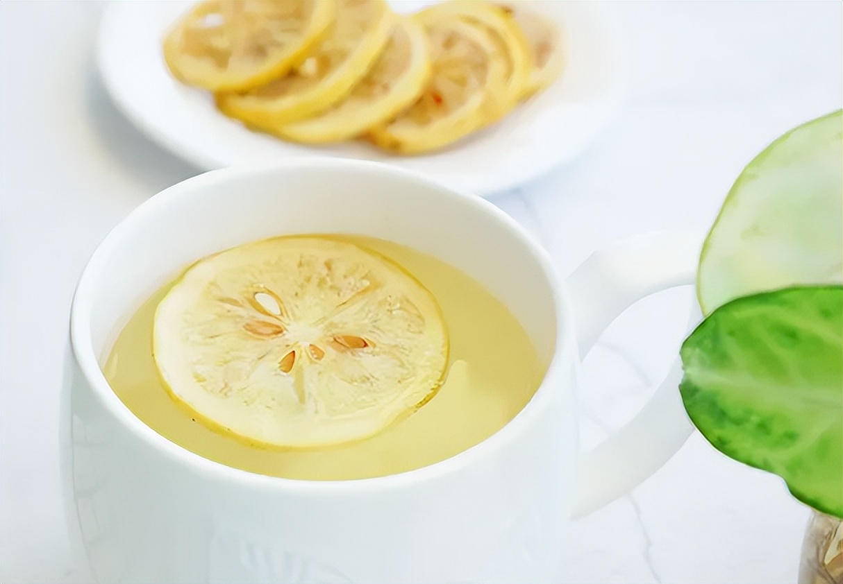 不想被晒黑的正确晒太阳方法,防晒不容易被晒黑的方法