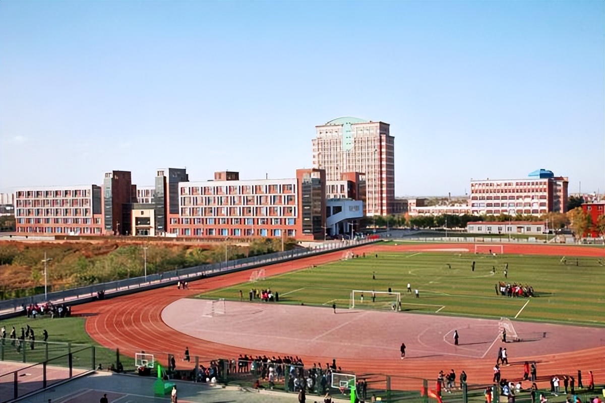 邢台学院超乎你想象：硬件实力很一般，培养*干高**却很强