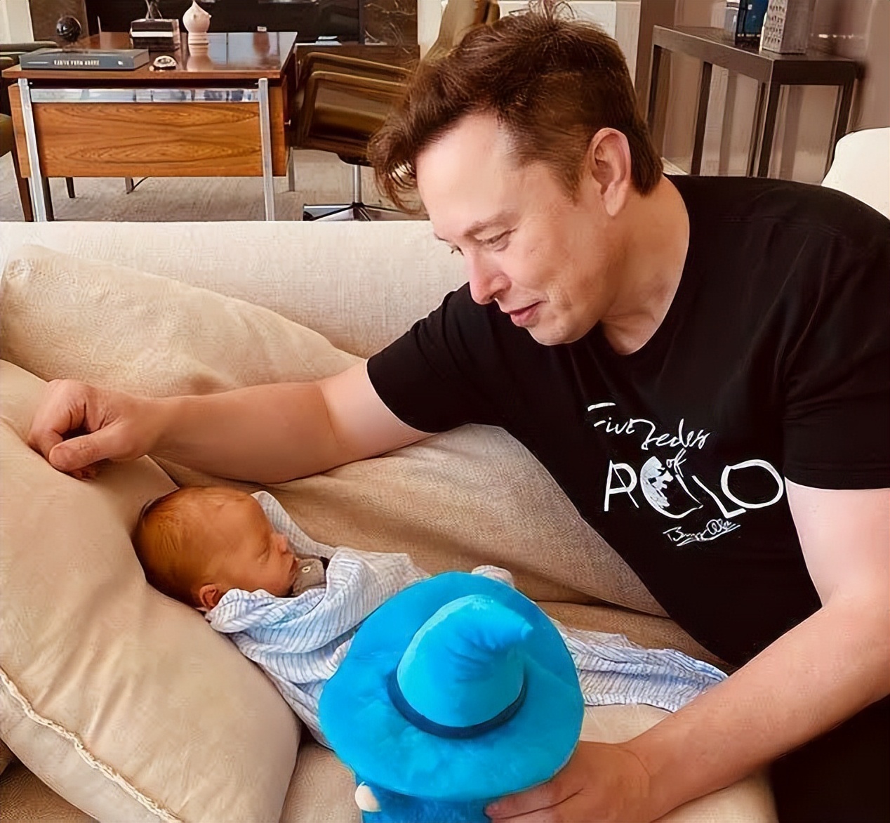 马斯克人生经历图片,马斯克的最新情感状况