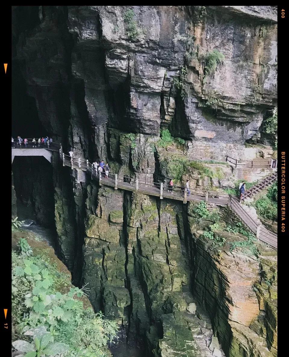 西安到恩施自驾沿途哪些旅游景点,恩施哪个景点不用爬山的路线好走