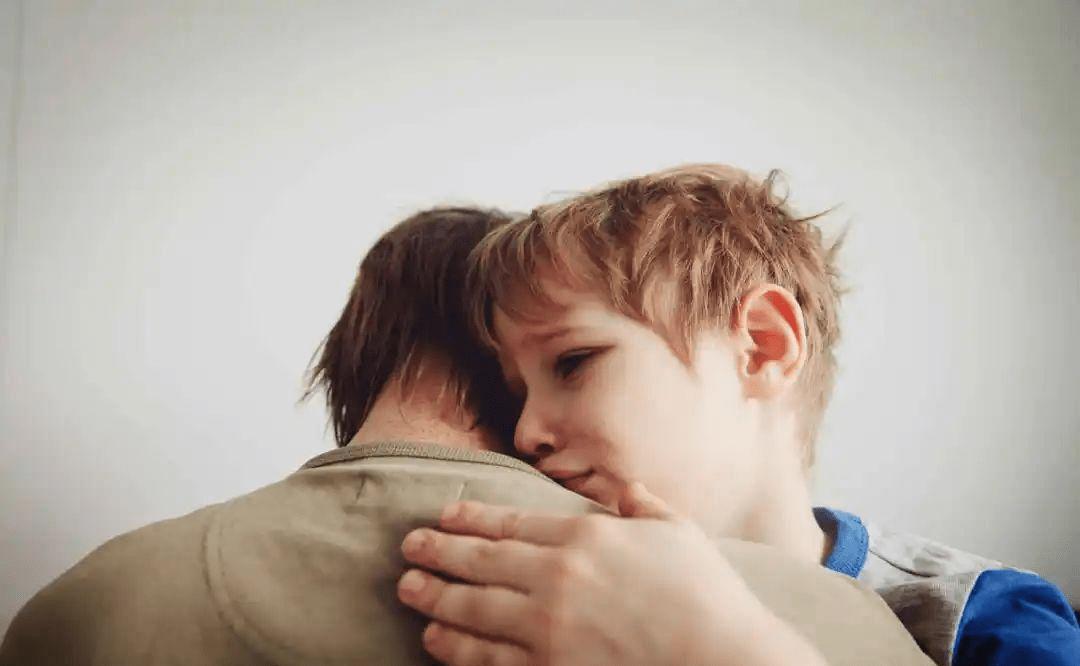 父母打骂孩子的心理怎么疏通,父母打骂孩子造成心理阴影