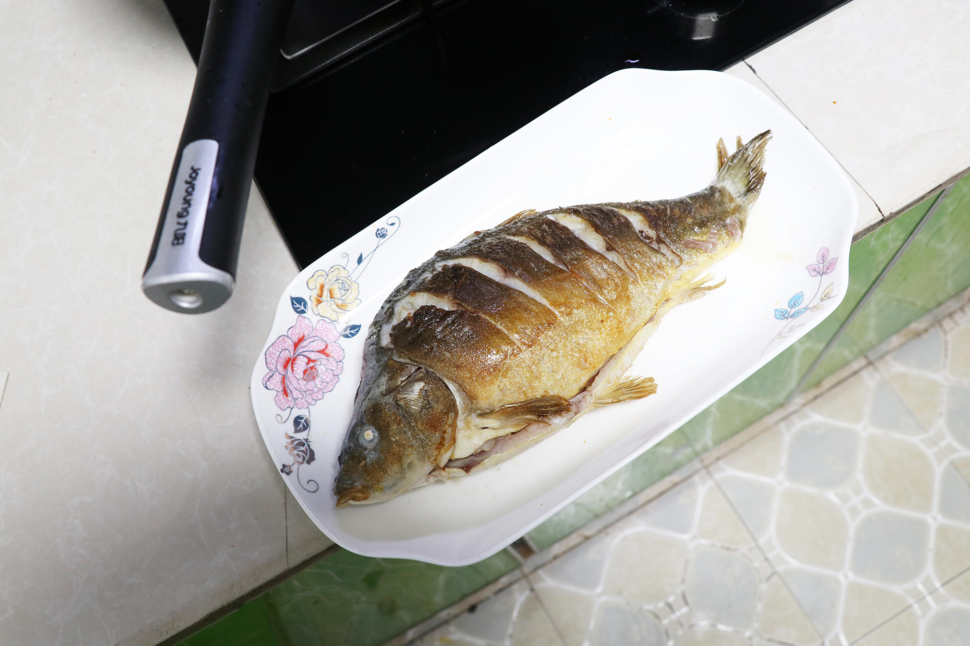 平底锅不粘锅燃气专用九阳,九阳少油烟不粘锅平底锅家用