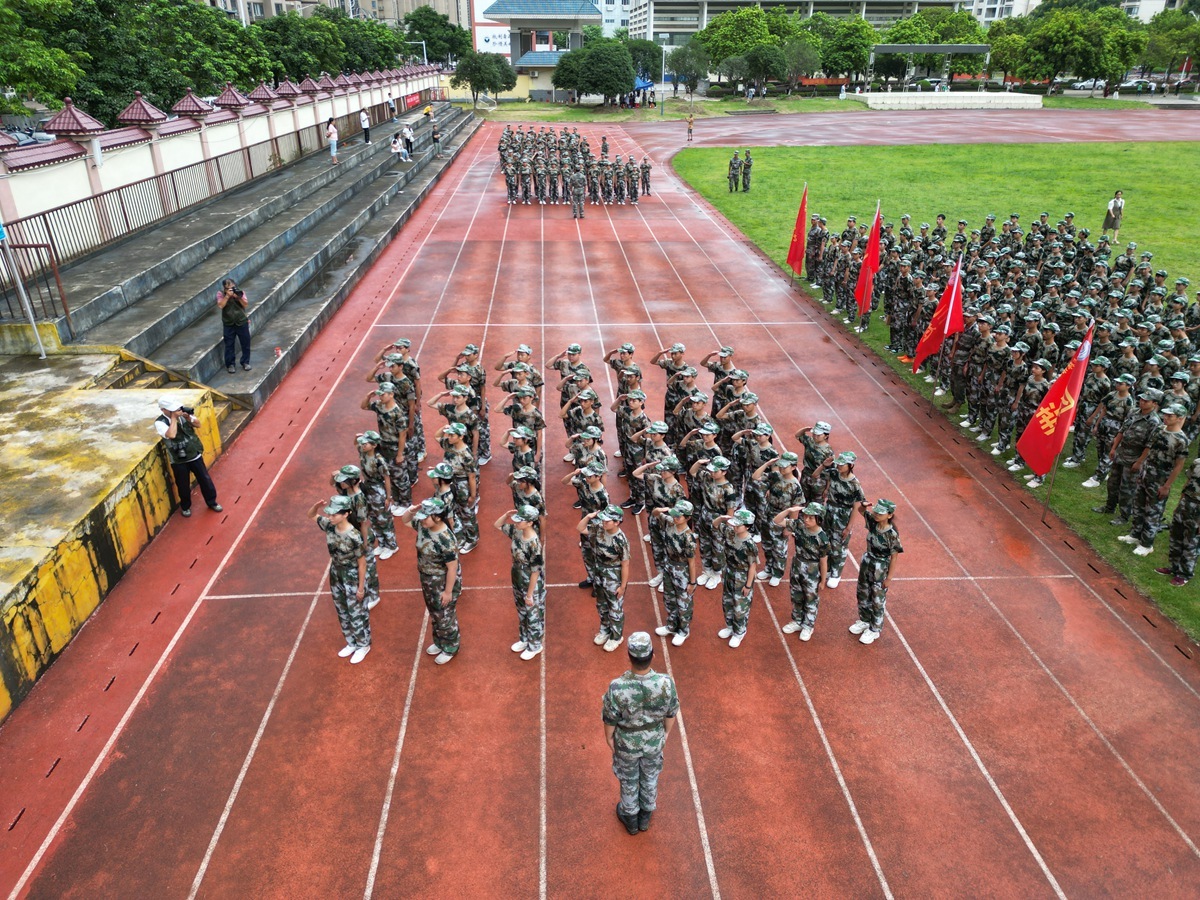 桂林各校军训精彩回顾,广西军训队列操