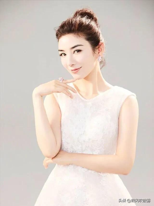 足球宝贝明星图片,足球明星写真大全高清