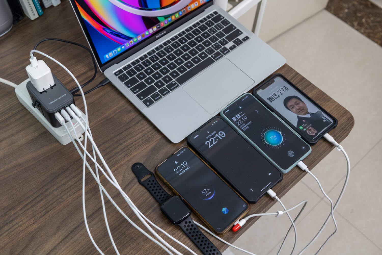 出国需要准备哪些证件,出国办理护照需要准备些什么