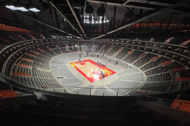 广东男篮主场曝光：专属地板+容纳上万名观众，太让人期待了