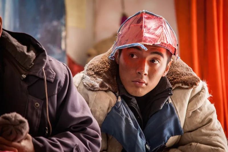 189cm叔系少年爆红!曾是国家级运动员?有颜有身材有演技…