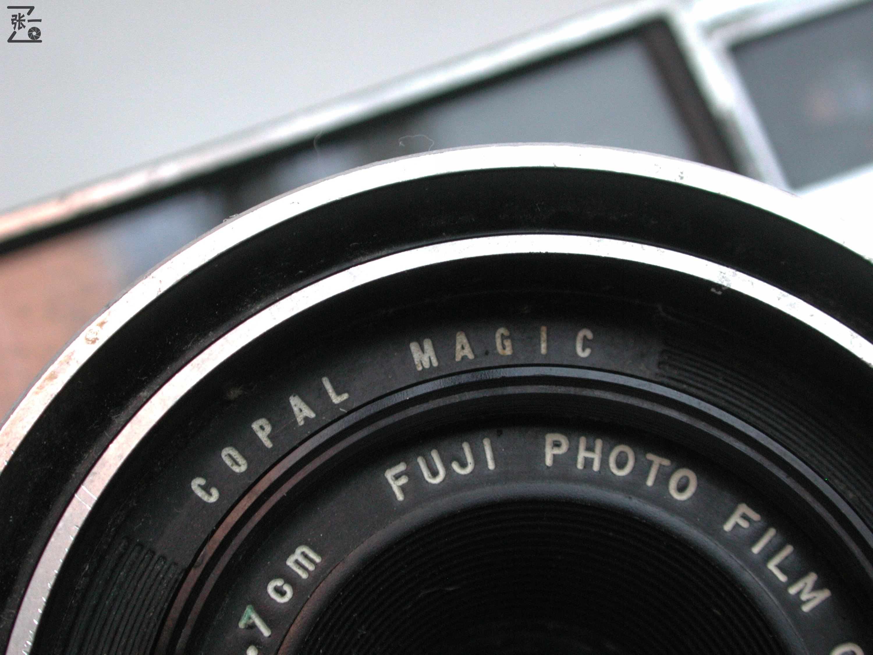 倒片旋钮在机身侧面的日本Fujica35Auto-M旁轴相机！1962年问世