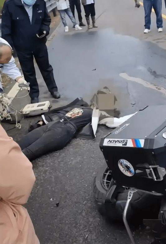 机车事故死亡网红事件,两机车网红疑因车祸去世